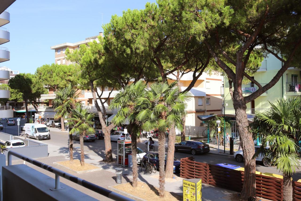 Apartament Sabbiadoro Center Lignano Sabbiadoro Luaran gambar